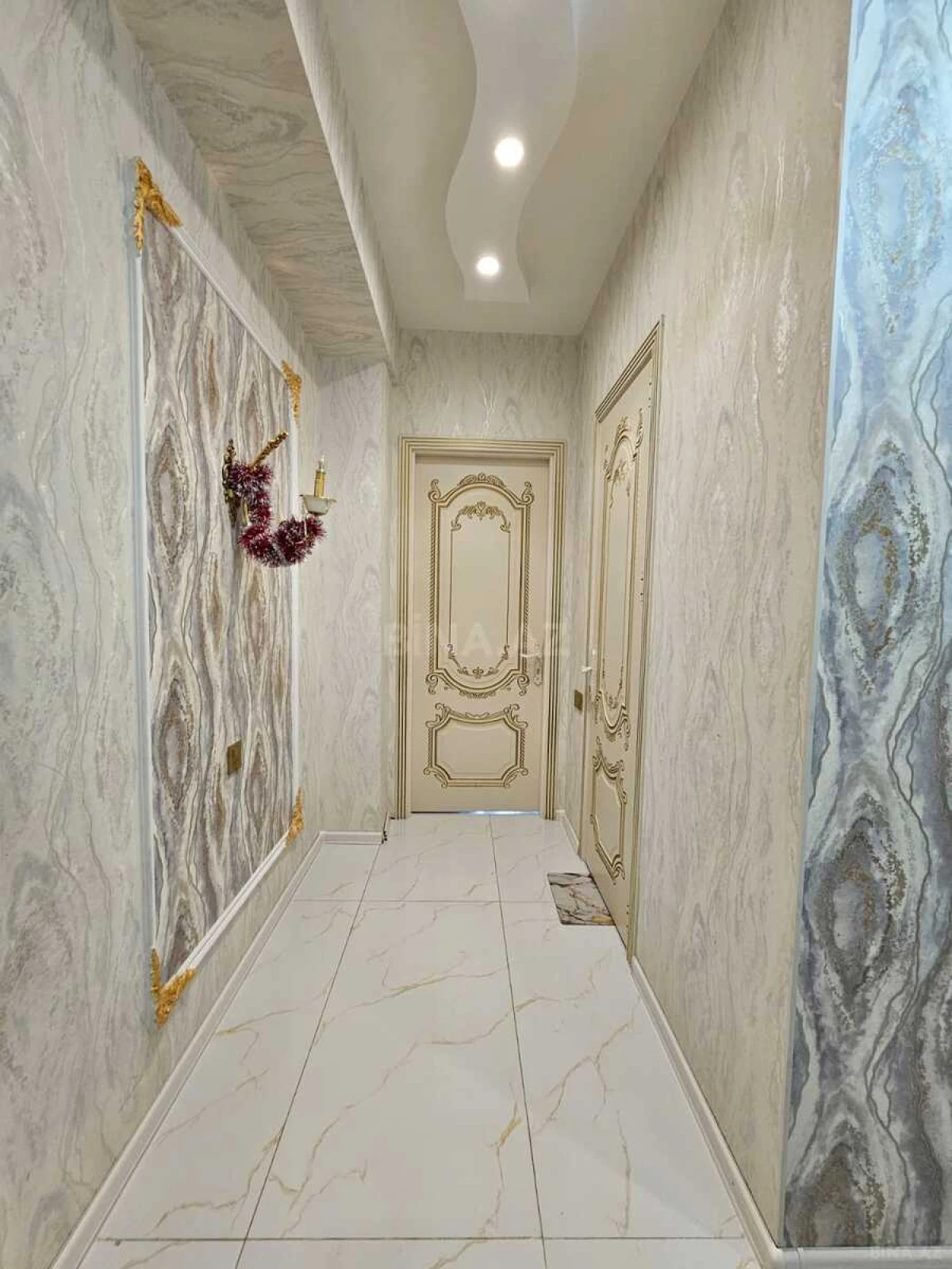 Satılır 3 otaqlı mənzil 88 m²