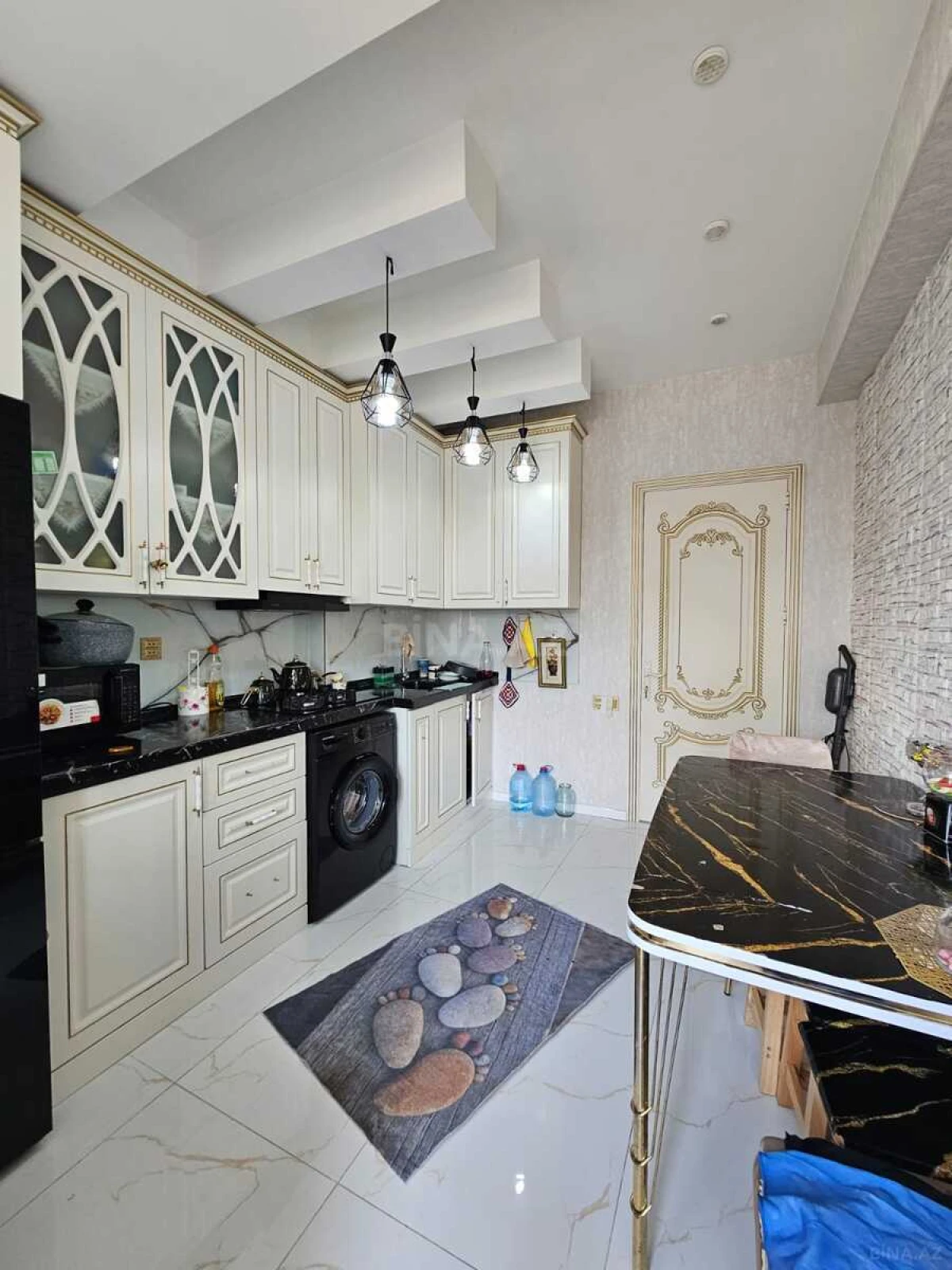 Satılır 3 otaqlı mənzil 88 m²