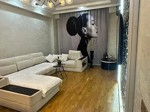 Kirayə verilir 3 otaqlı mənzil 88 m²