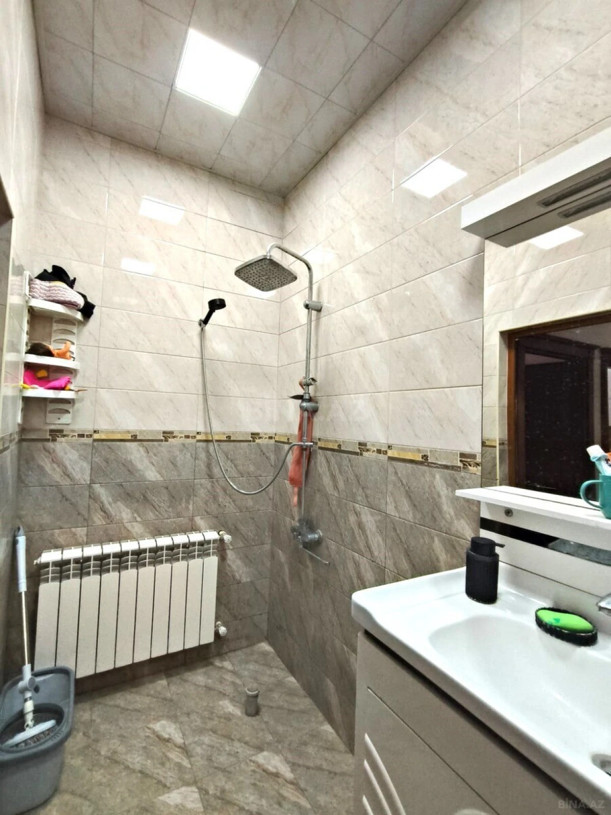 Satılır 3 otaqlı mənzil 95 m²