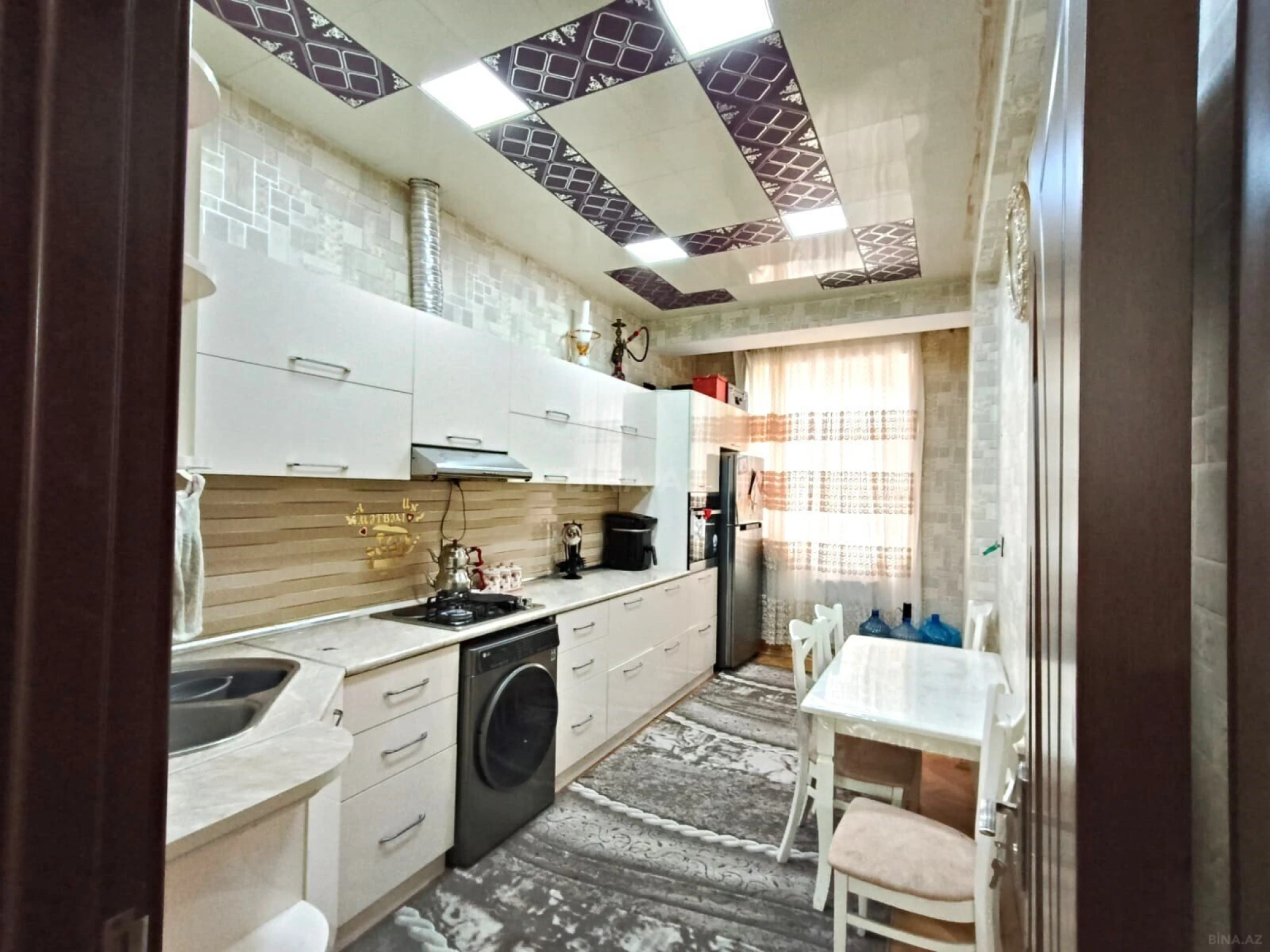 Satılır 3 otaqlı mənzil 95 m²