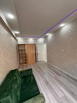 Satılır 3 otaqlı mənzil 107 m²