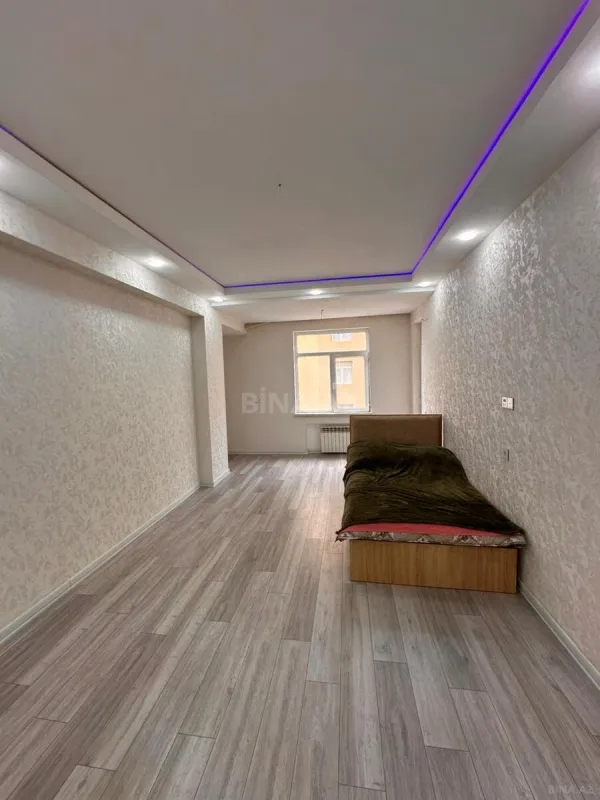 Satılır 3 otaqlı mənzil 107 m²