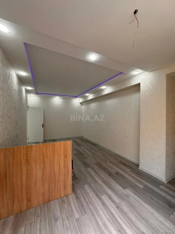 Satılır 3 otaqlı mənzil 107 m²