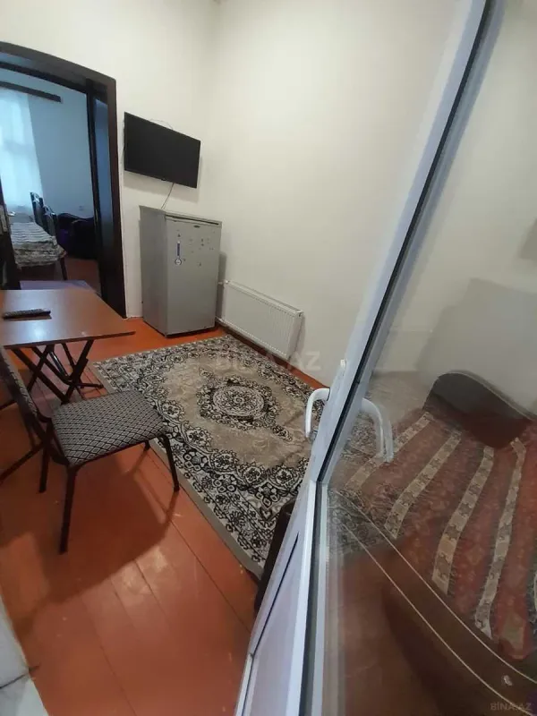 Kirayə verilir 2 otaqlı mənzil 45 m²
