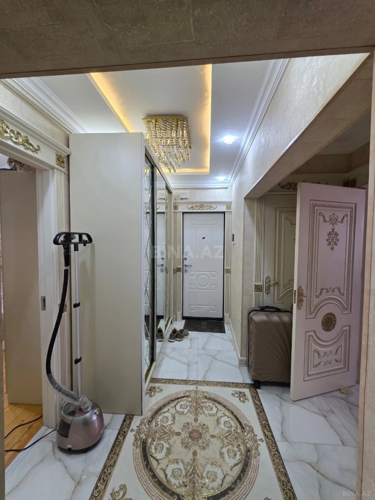 Satılır 3 otaqlı mənzil 75 m²