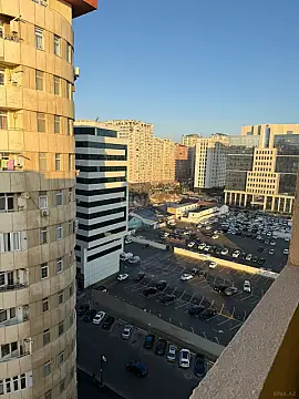 Satılır 3 otaqlı mənzil 82 m²