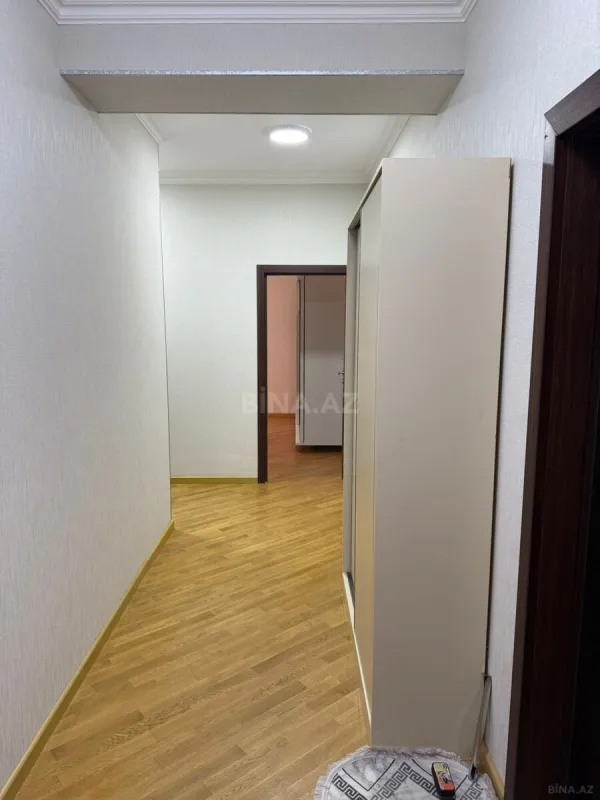Satılır 3 otaqlı mənzil 82 m²