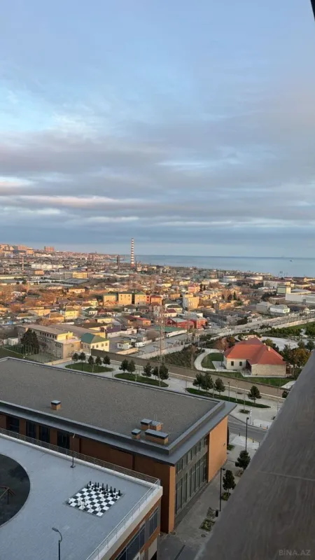 Satılır 3 otaqlı mənzil 157 m²