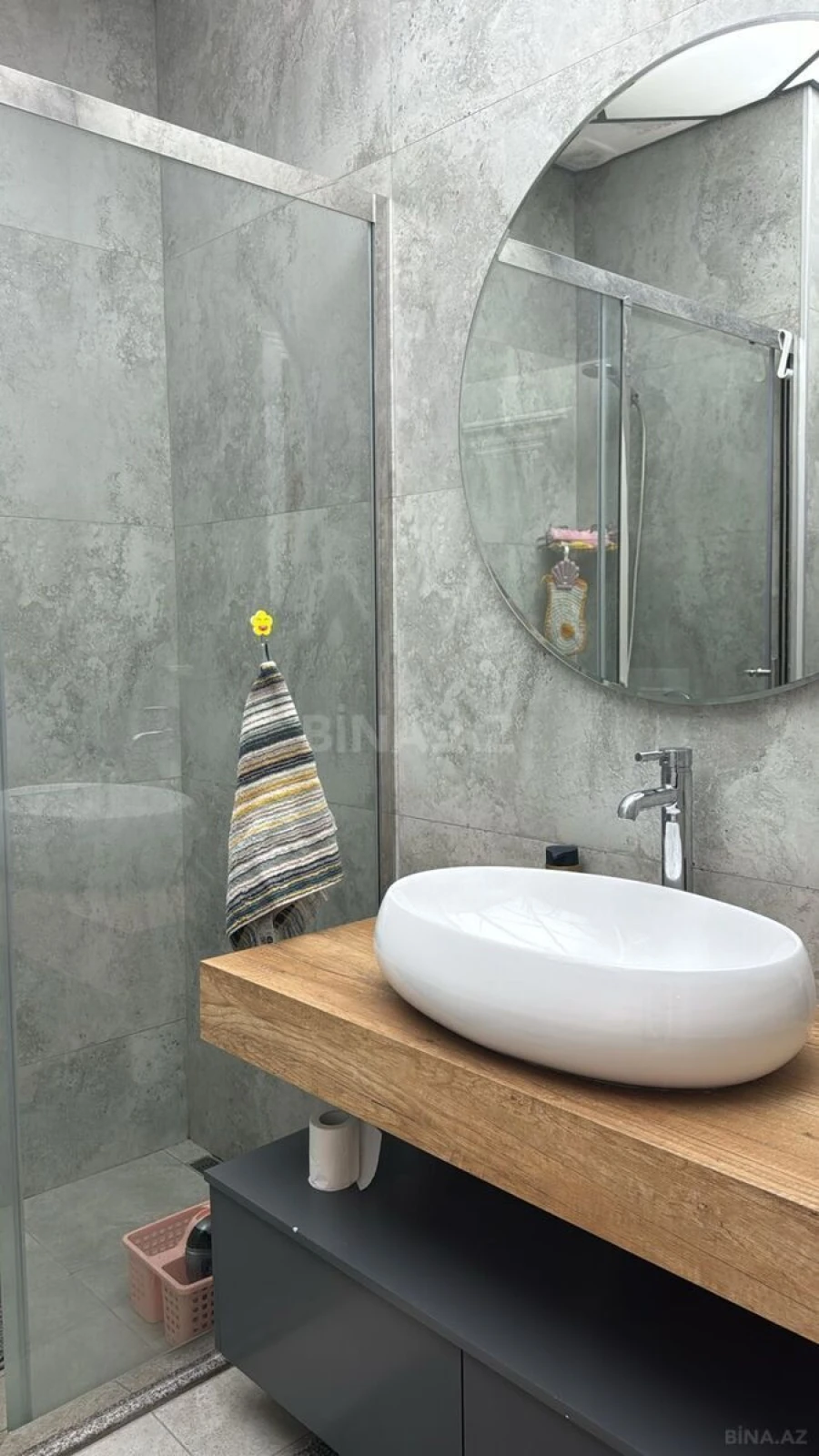 Satılır 3 otaqlı mənzil 157 m²