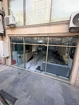 Kirayə verilir obyekt 115 m² — Bakı, Nizami 115.00 m²