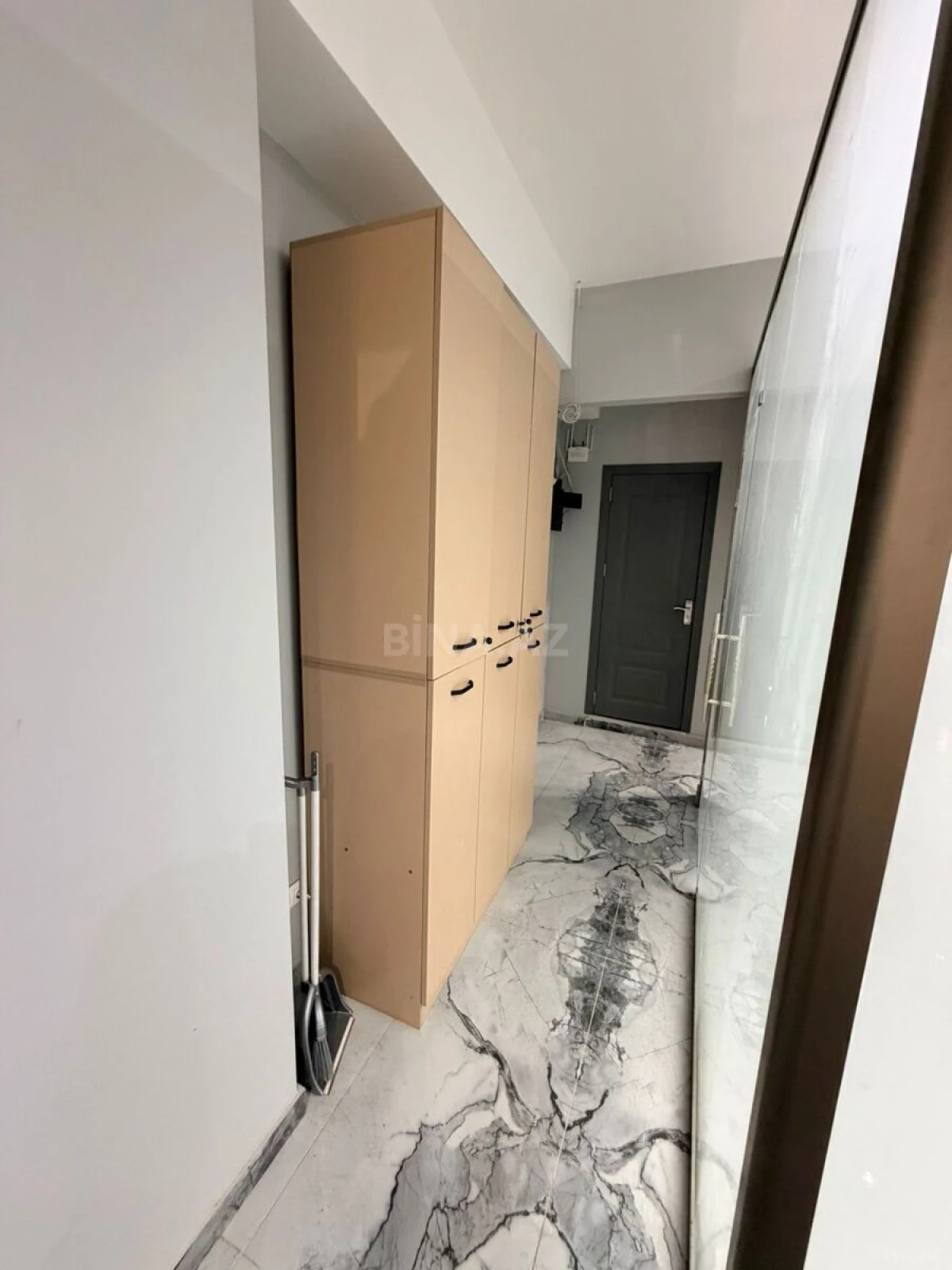 Kirayə verilir obyekt 115 m²