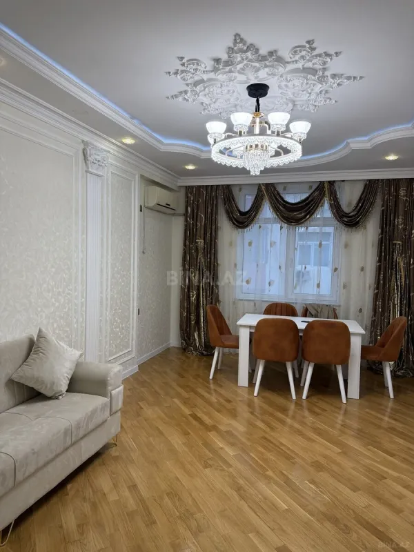 Kirayə verilir 3 otaqlı mənzil 105 m²