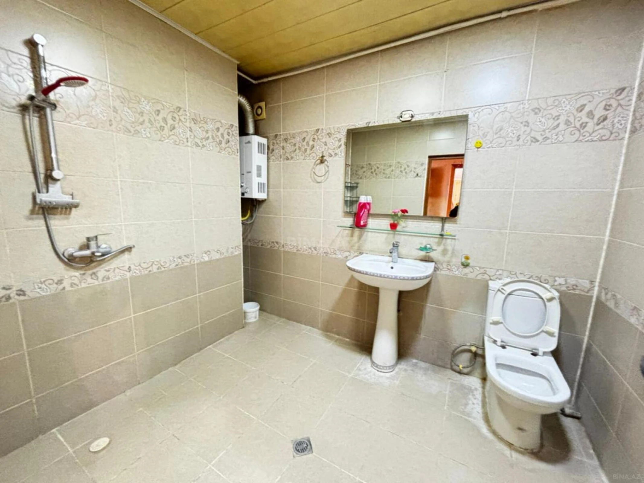 Kirayə verilir 3 otaqlı mənzil 85 m²