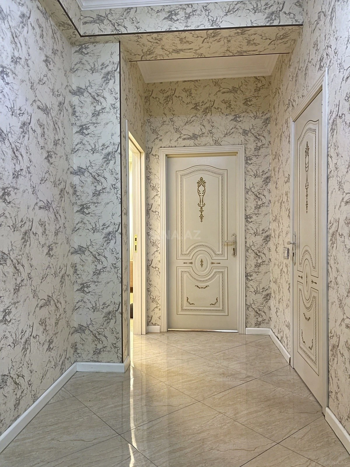 Kirayə verilir 1 otaqlı mənzil 60 m²