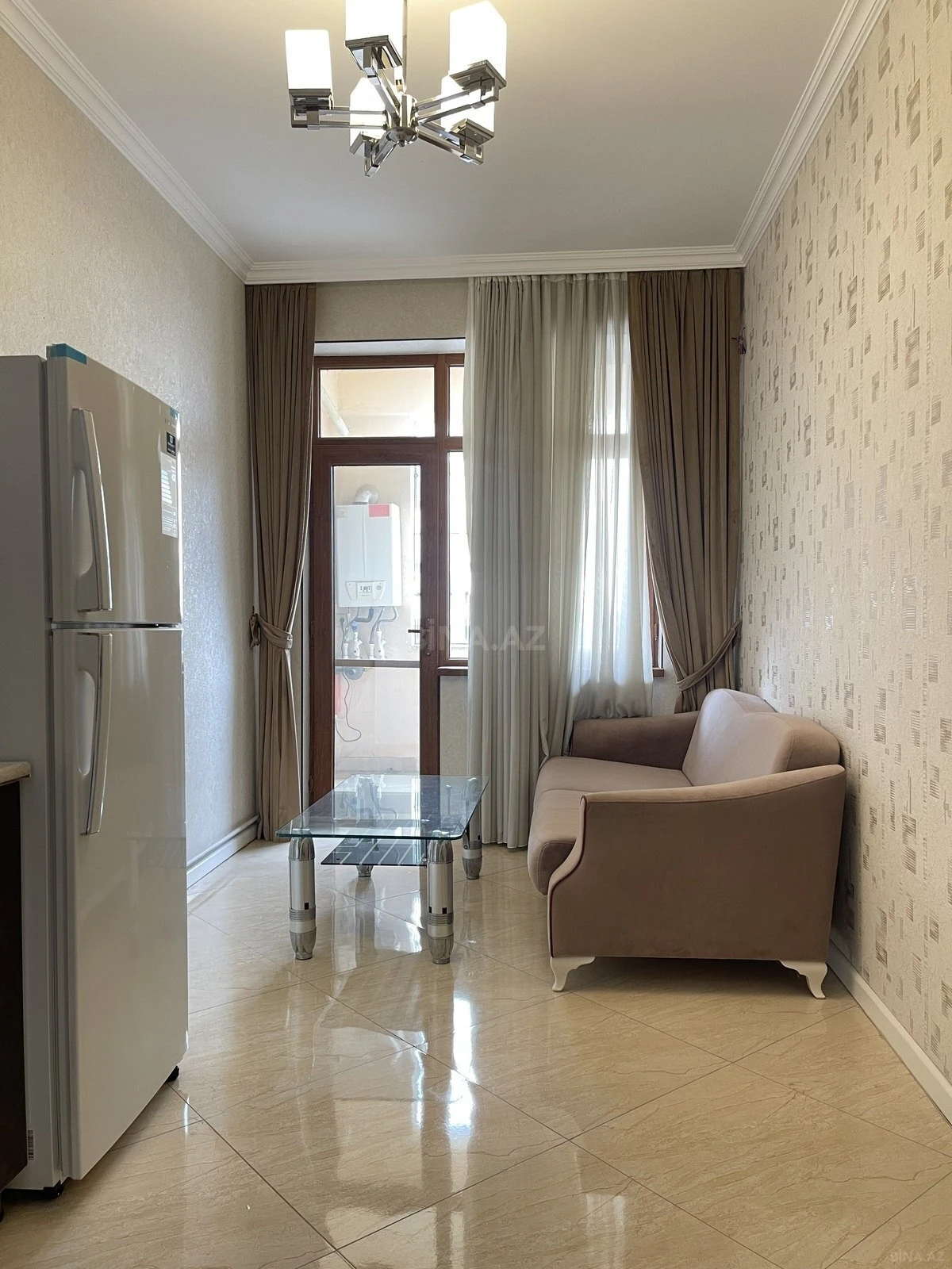 Kirayə verilir 1 otaqlı mənzil 60 m²