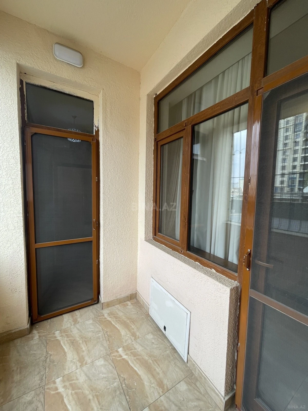Kirayə verilir 1 otaqlı mənzil 60 m²