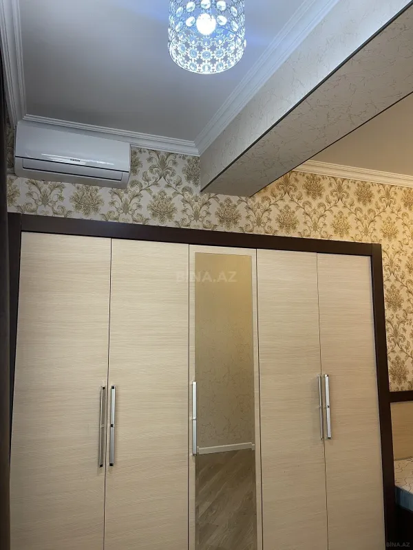 Kirayə verilir 1 otaqlı mənzil 60 m²