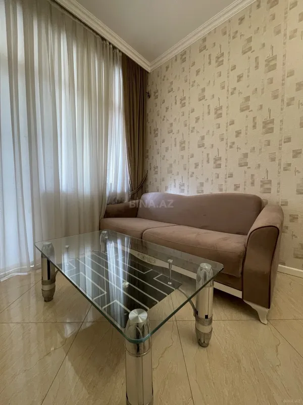 Kirayə verilir 1 otaqlı mənzil 60 m²