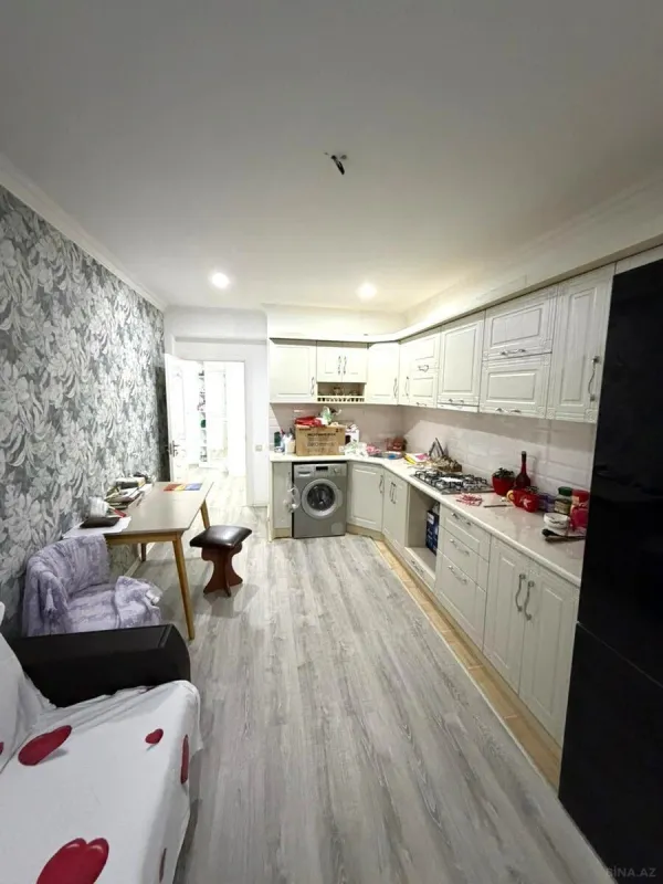 Satılır 2 otaqlı mənzil 57 m²