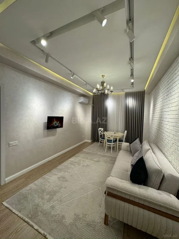 Satılır 2 otaqlı mənzil 45 m²
