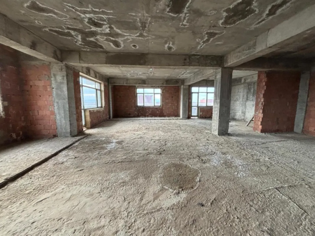 Satılır 3 otaqlı mənzil 154.8 m²