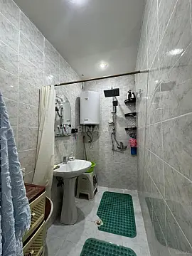 Satılır 4 otaqlı mənzil 100 m²