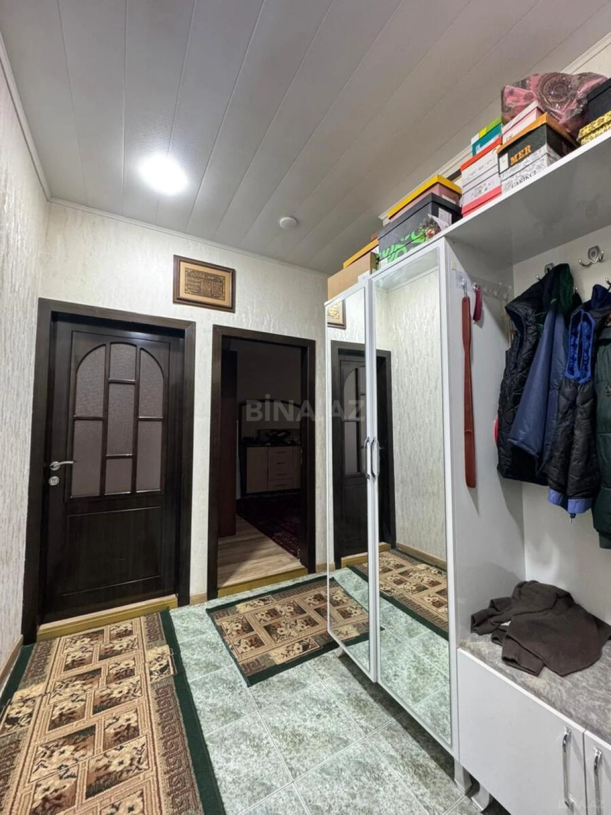 Satılır 4 otaqlı mənzil 100 m²