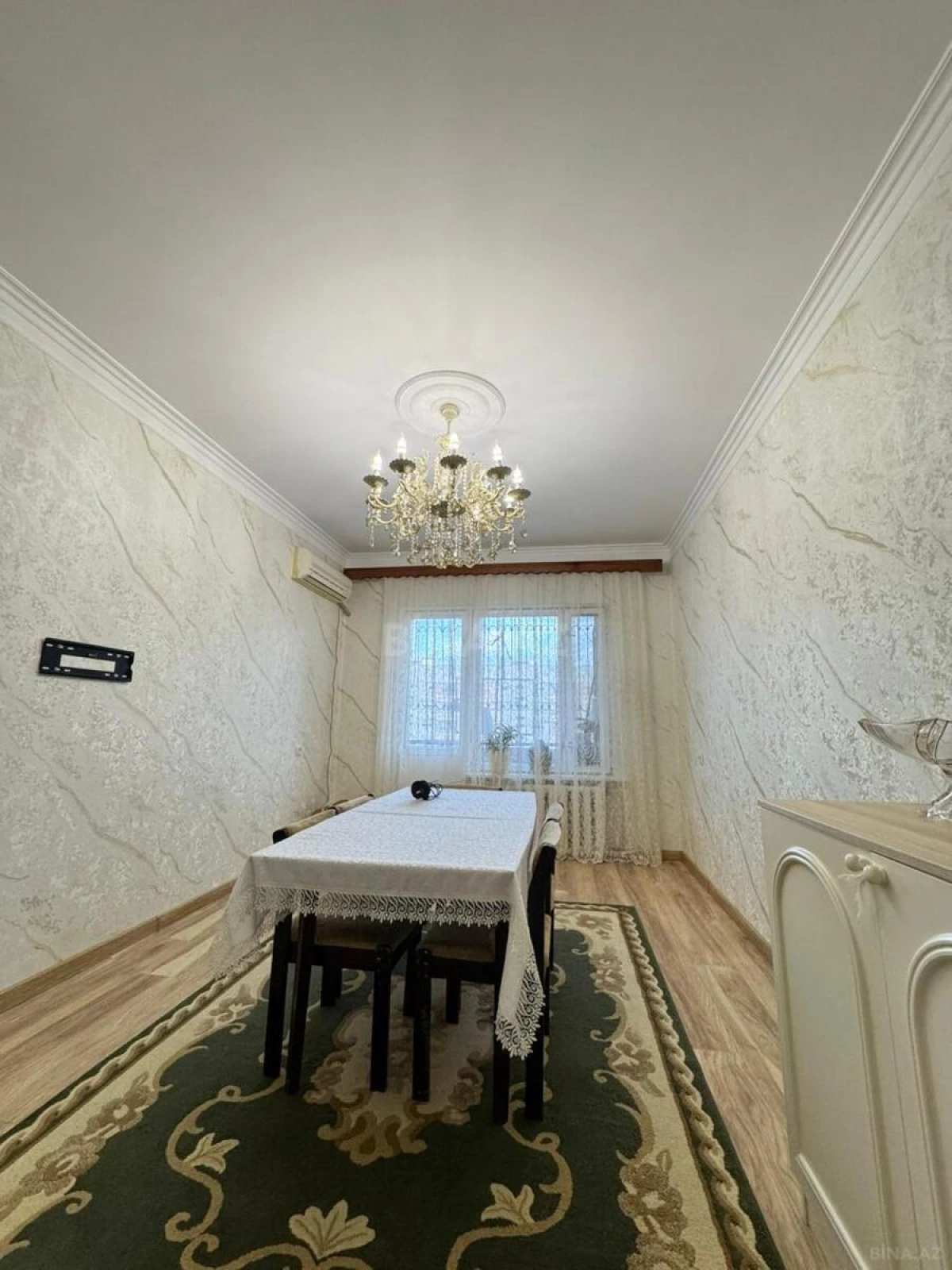 Satılır 4 otaqlı mənzil 100 m²