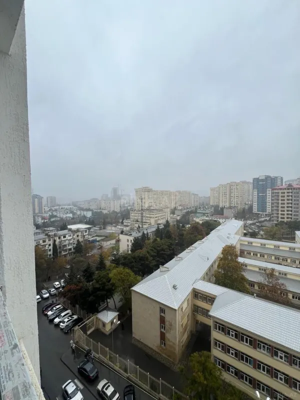 Kirayə verilir 2 otaqlı mənzil 65 m²