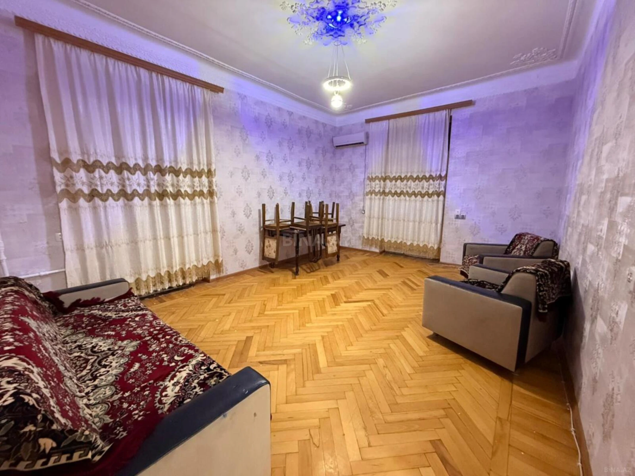 Kirayə verilir 2 otaqlı mənzil 59 m²