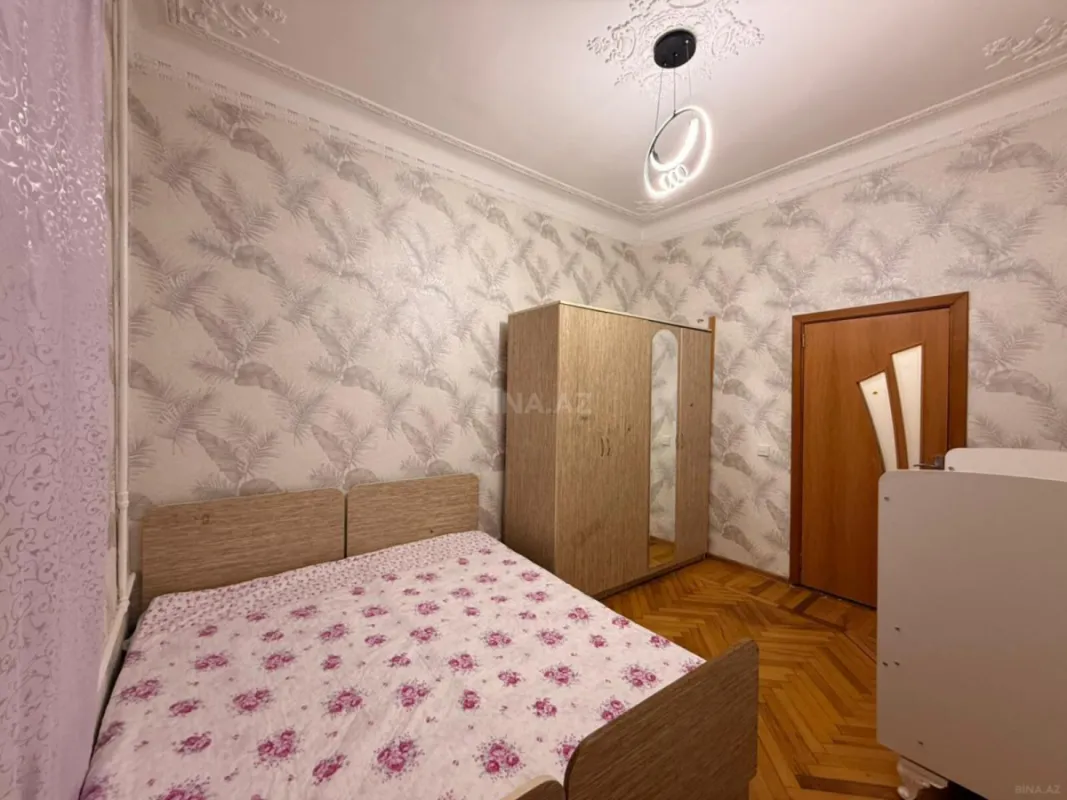 Kirayə verilir 2 otaqlı mənzil 59 m²