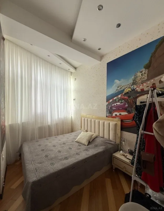 Kirayə verilir 3 otaqlı mənzil 120 m²