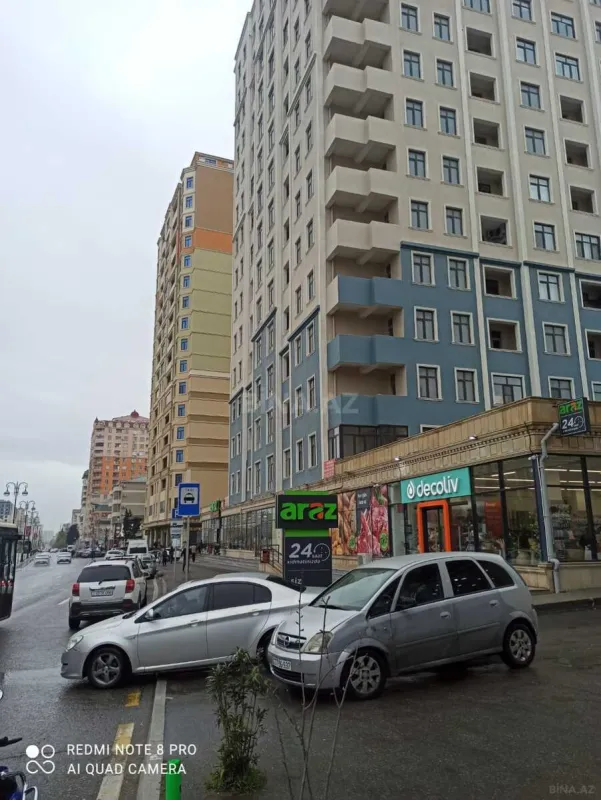 Satılır 3 otaqlı mənzil 120 m²