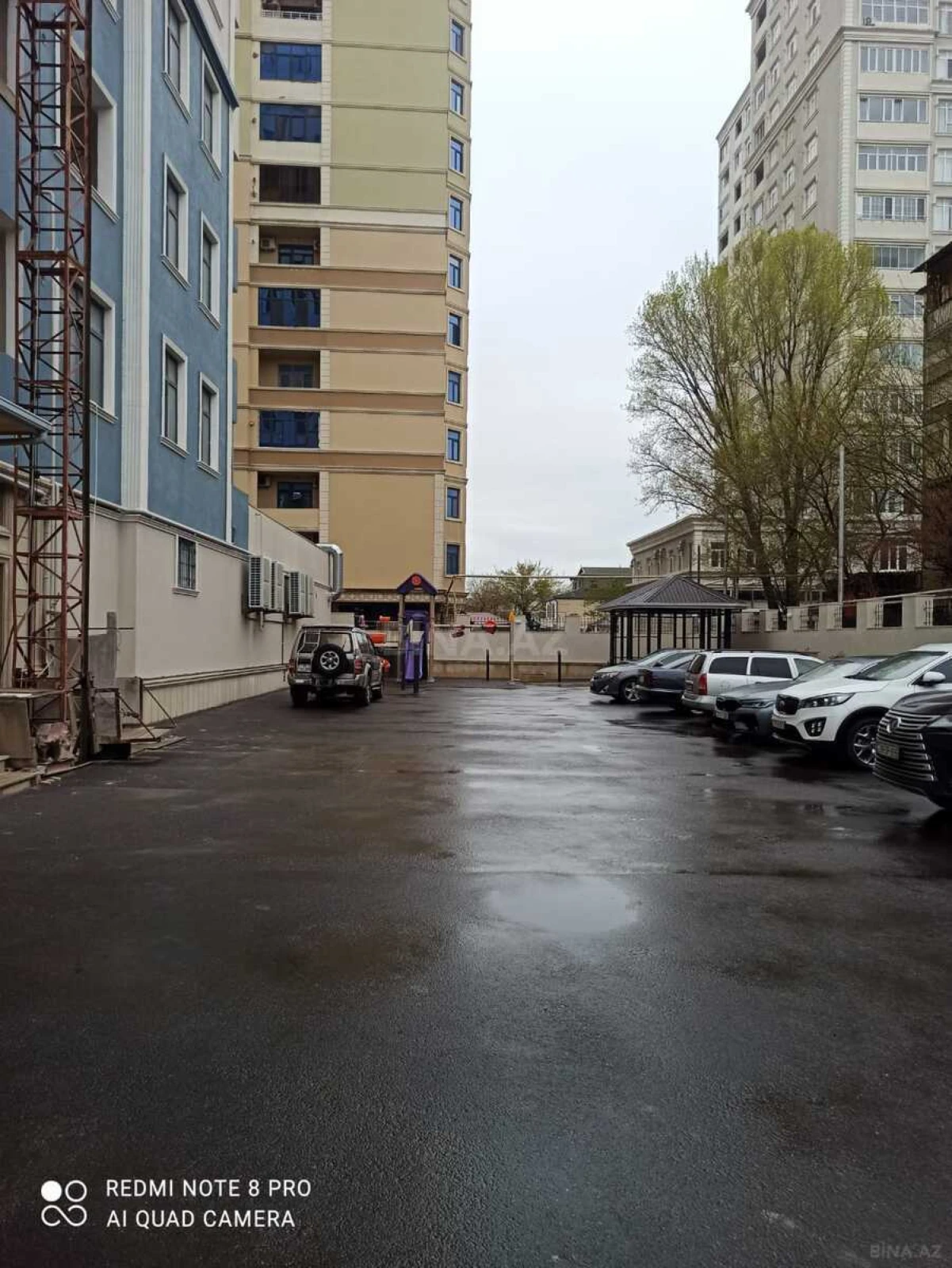 Satılır 3 otaqlı mənzil 120 m²