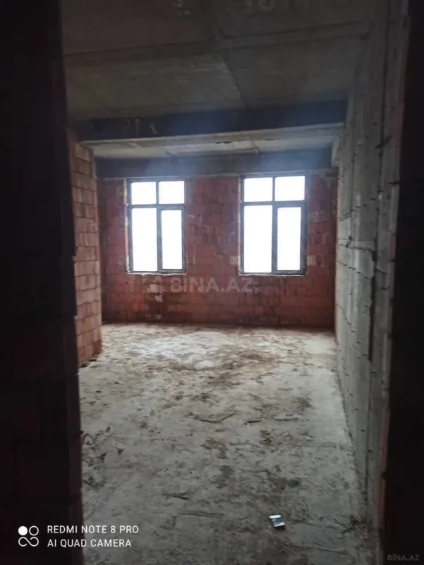 Satılır 3 otaqlı mənzil 120 m²