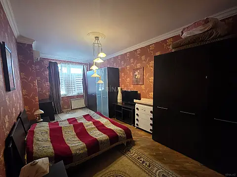 Kirayə verilir 2 otaqlı mənzil 113 m²