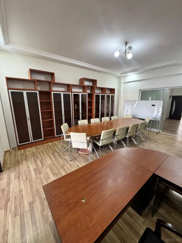 Kirayə verilir 3 otaqlı ofis 100 m²