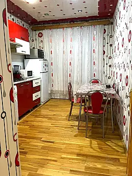 Satılır 2 otaqlı mənzil 82 m²