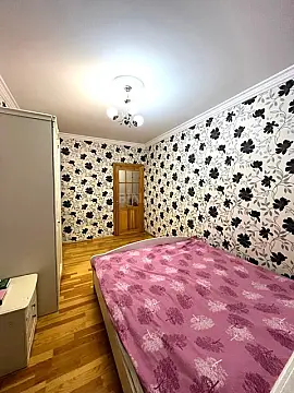 Satılır 2 otaqlı mənzil 82 m²