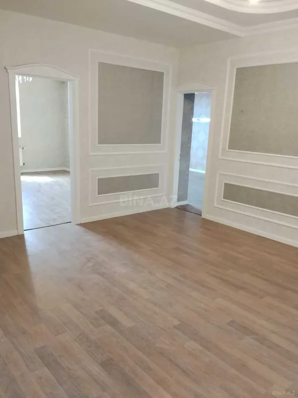 Satılır 4 otaqlı mənzil 165 m²