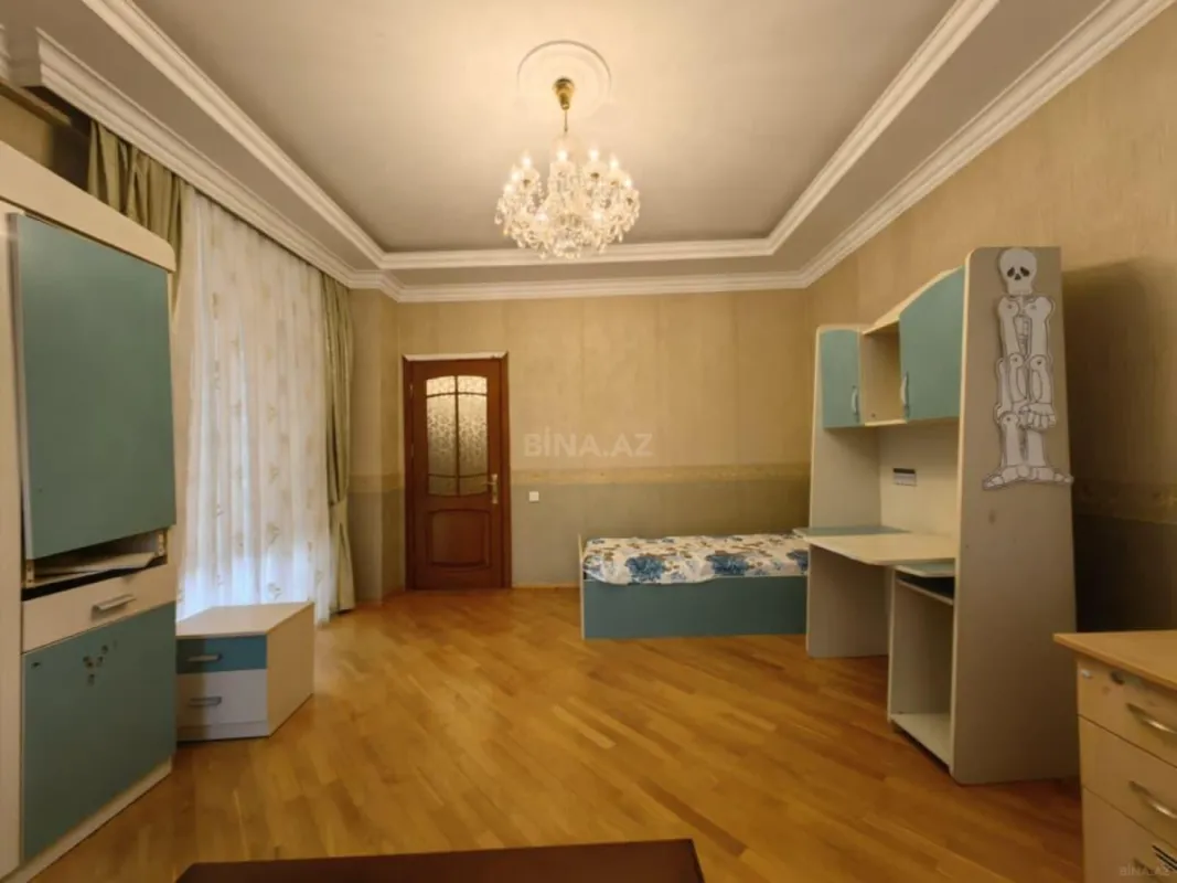 Kirayə verilir 3 otaqlı mənzil 120 m²