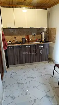 Kirayə verilir 6 otaqlı mənzil 100 m²