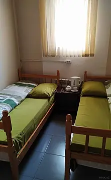 Kirayə verilir 6 otaqlı mənzil 100 m²