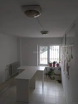 Kirayə verilir obyekt 125 m² — Bakı 125.00 m²