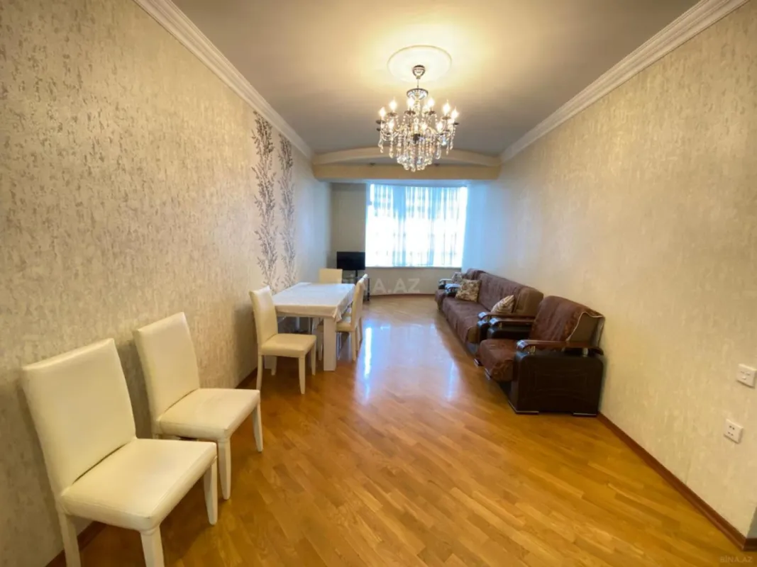 Kirayə verilir 2 otaqlı mənzil 75 m²