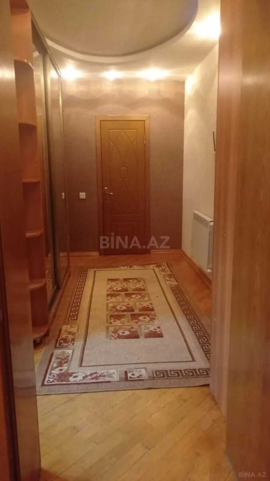 Kirayə verilir 2 otaqlı mənzil 85 m²