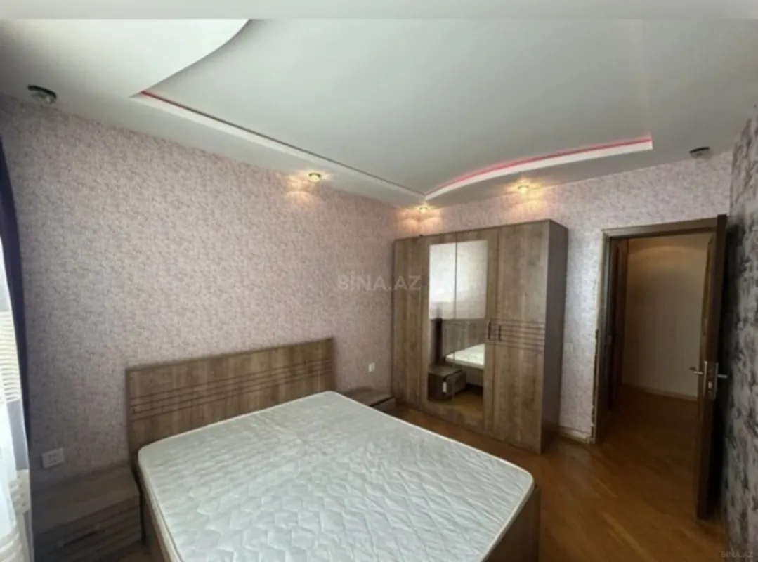 Kirayə verilir 2 otaqlı mənzil 85 m²