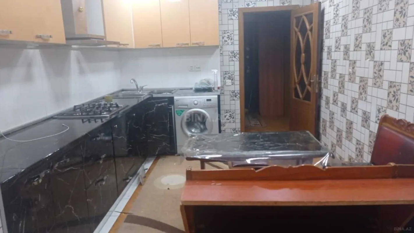 Kirayə verilir 2 otaqlı mənzil 85 m²