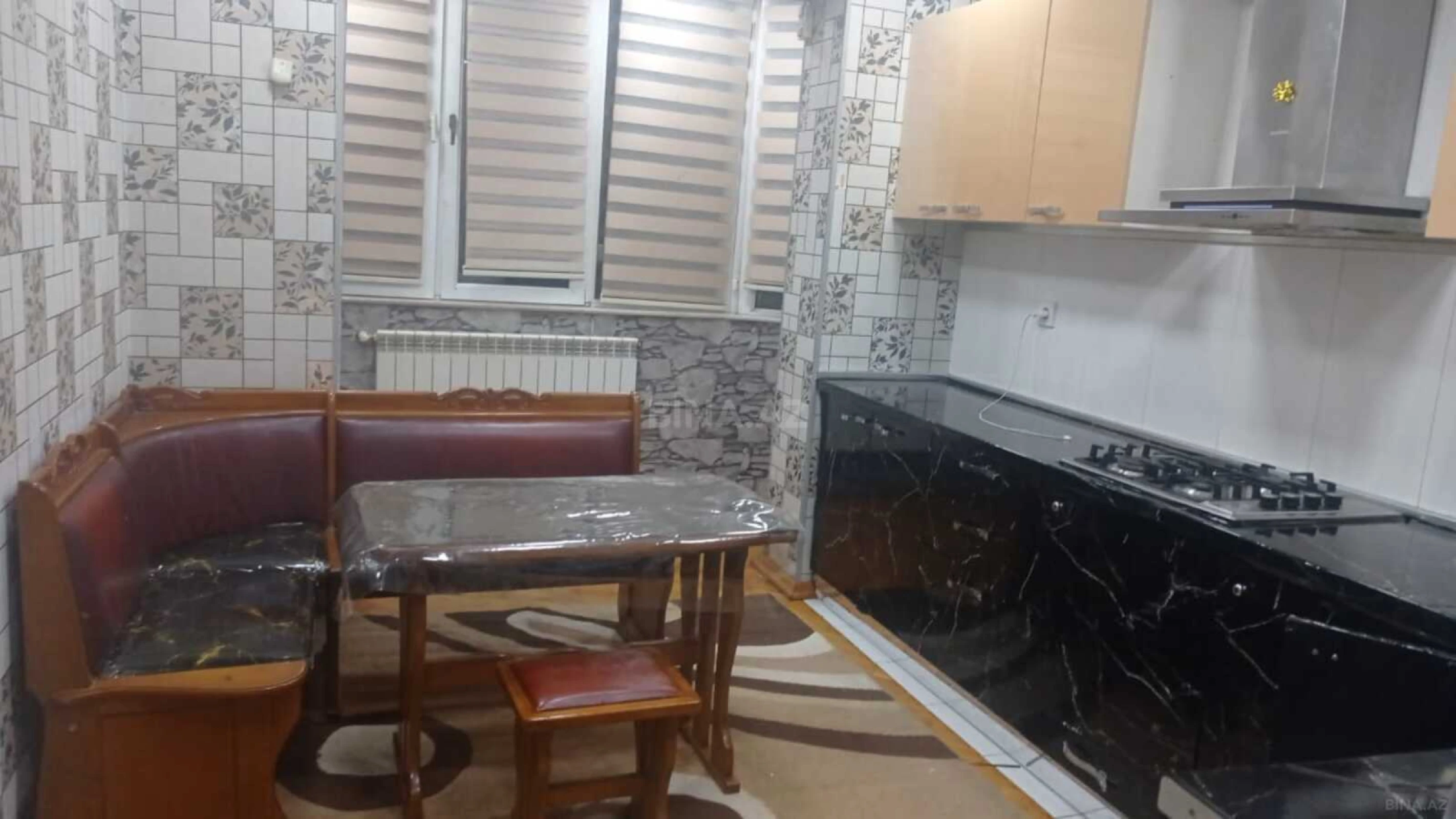Kirayə verilir 2 otaqlı mənzil 85 m²